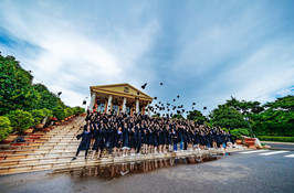 研究生 Graduate   